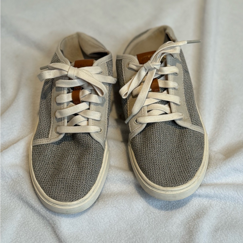 Olukai boat shoes